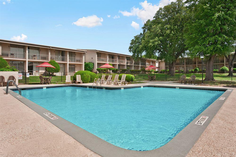 University Inn Austin North Exteriér fotografie